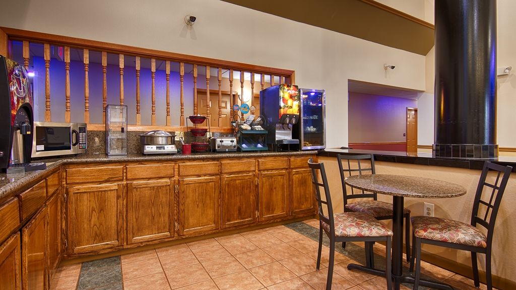 America'S Best Value Inn & Suites-קלינטון מסעדה תמונה