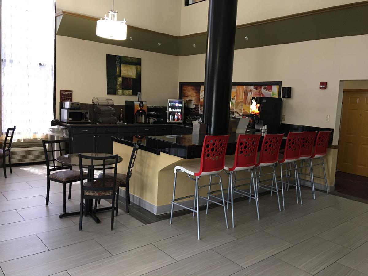 America'S Best Value Inn & Suites-קלינטון מראה חיצוני תמונה