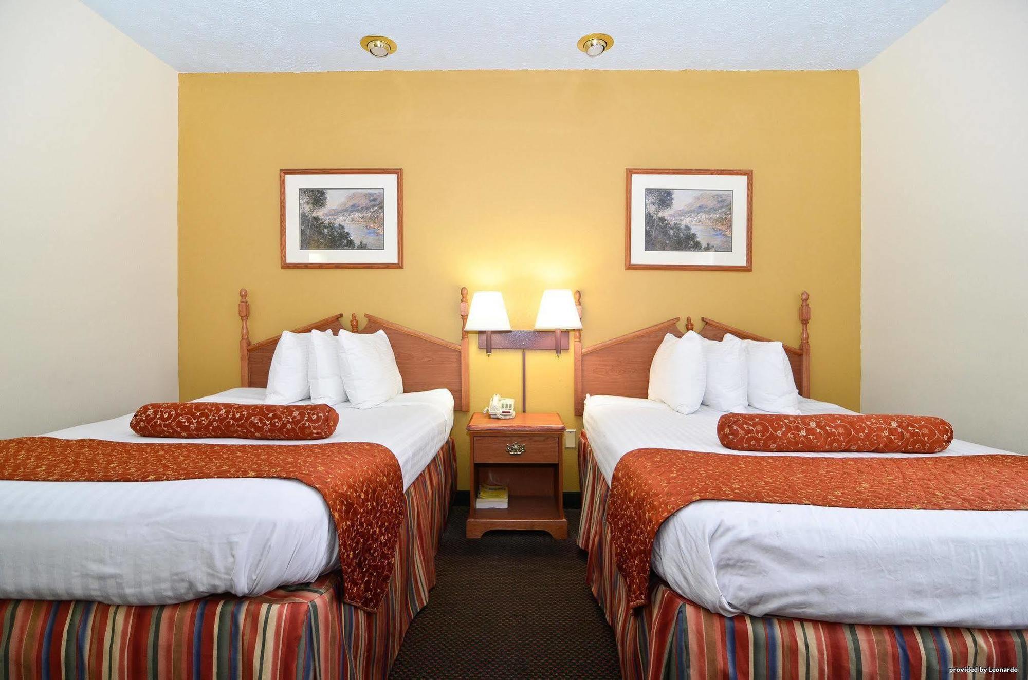 America'S Best Value Inn & Suites-קלינטון מראה חיצוני תמונה